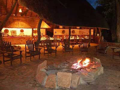 Sundowner in der Kafunta-Safari-Lodge in Sambia