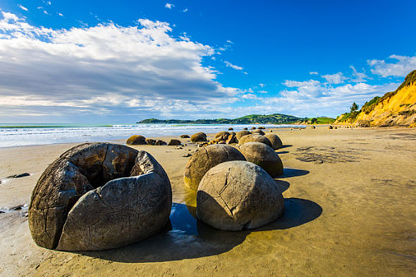 Moeraki-Boulders am Strand in Neuseeland