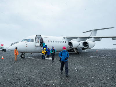 Flugzeug in der Antarktis, King George Island